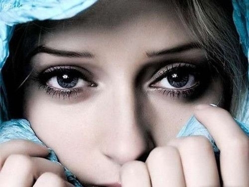 6 vị trí nốt ruồi ảnh hưởng đến 'đường' tình duyên của phụ nữ