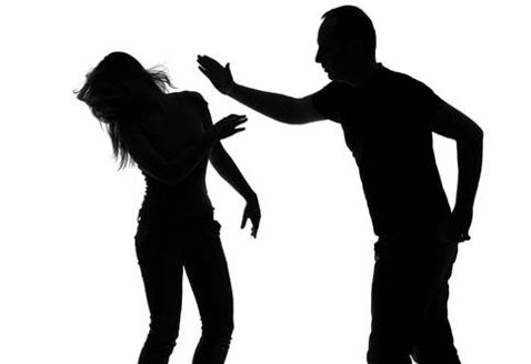 Tướng đàn ông vũ phu chị em nên tránh xa nếu không muốn khổ một đời