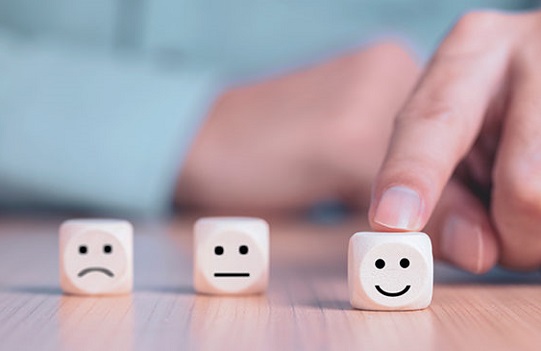 Nước mắt ai người ấy lau, chẳng ai có thể khóc thay mình được…